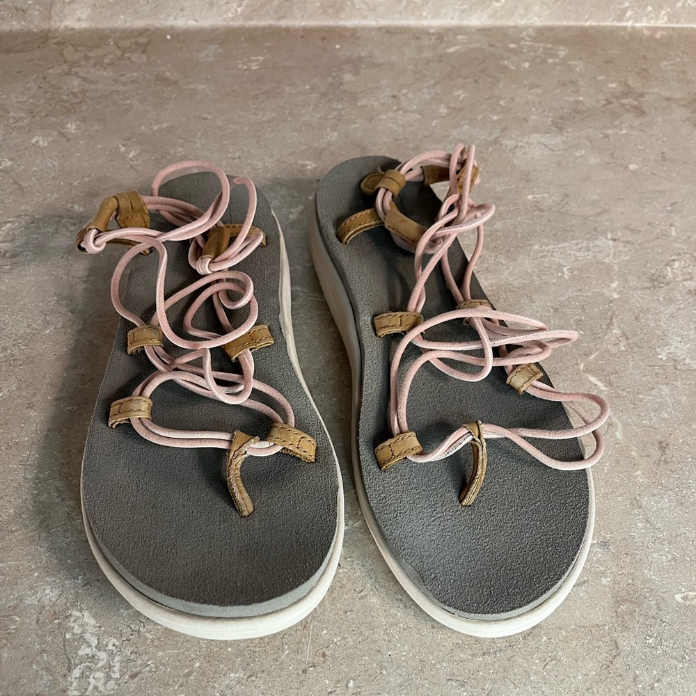 Women’s Strappy Pink and Brown Lace-Up Sandals